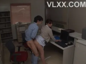 Nửa đêm mò lồn em vợ hàng múp