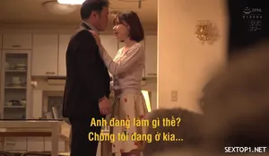 Thủ dâm khi trực ca đêm bị anh sếp vô tình phát hiện