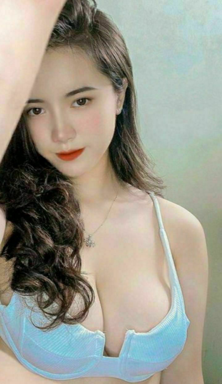 Vợ yêu dâm liên tục gạ gẫm bạn thân của Ông chồng khi biết anh ta con trinh