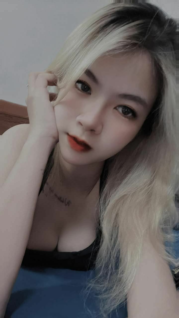 NACR-682 Cô gái Sugar Daddy này thích chơi núm vú và liếm toàn bộ cơ thể! !